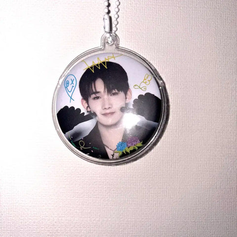 &TEAM Jo Pin Button Keyring